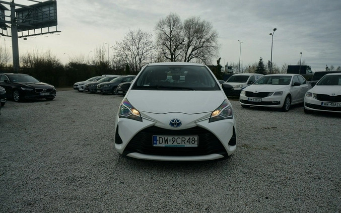 Toyota Yaris cena 42000 przebieg: 179561, rok produkcji 2018 z Skawina małe 529